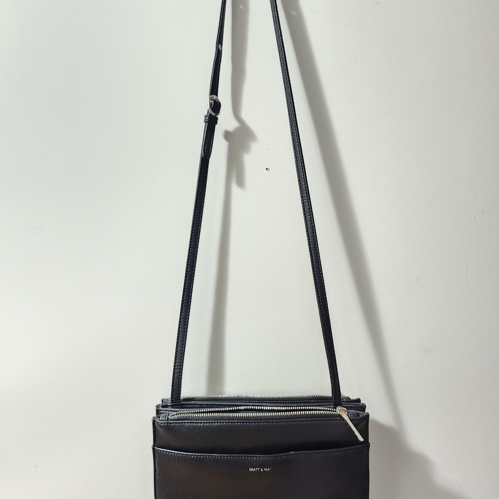 Matt & Nat Black Crossbody Bag